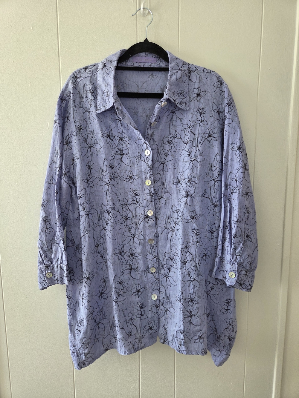 cut loose Made in USA Lavender Floral Button-Down Linen Shirt
